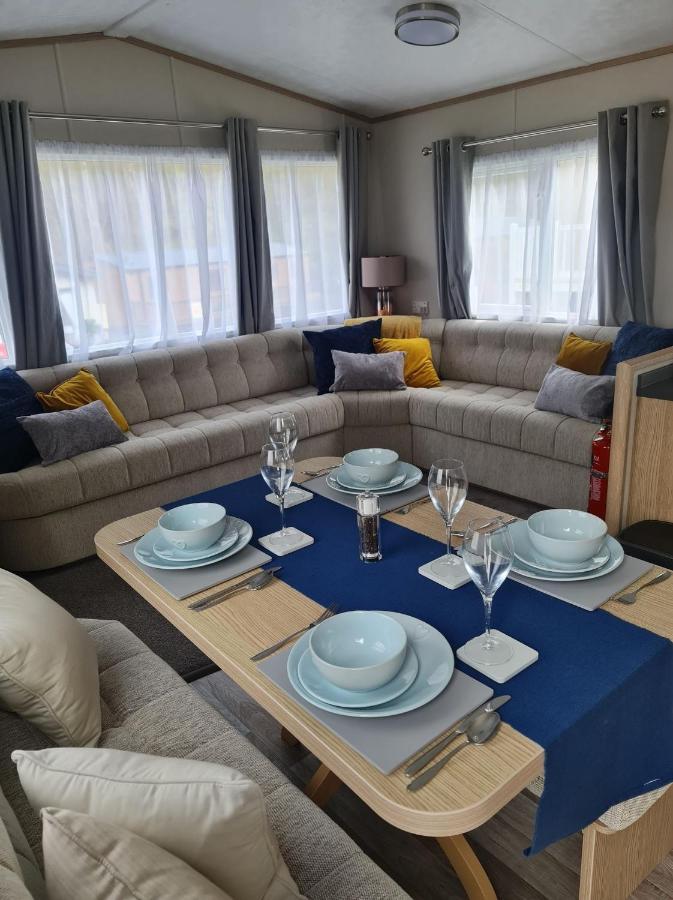 The Tiddler - Plot 101, Woodlands Lodge Retreat, New Quay, West Wales Llanina Zewnętrze zdjęcie